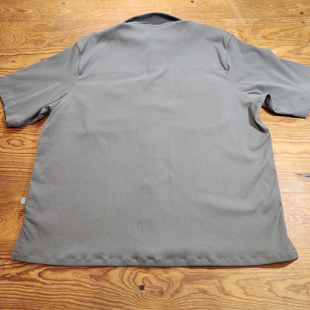 3 Lululemon Men Airing Easy Short Sleeve Button Up Lot Athleisure Preppy LG READ - Picture 11 of 16